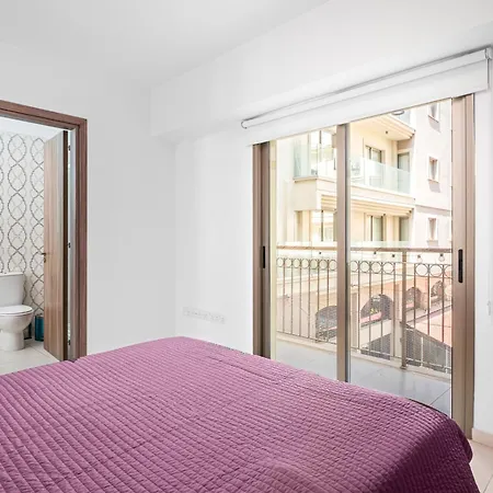 Apartment Downtown With 2 Bedrooms